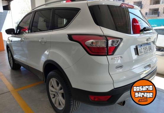 Autos - Ford Kuga SEL 20L SEL 4x4 2018 Nafta 2018Km - En Venta