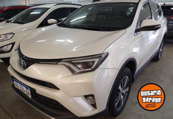 Autos - Toyota RAV 4 VX 4x2 2018 Nafta 100800Km - En Venta