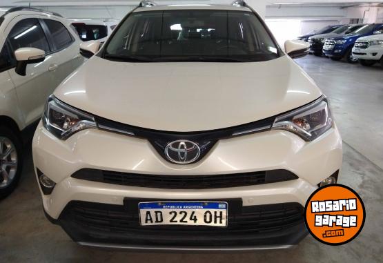 Autos - Toyota RAV 4 VX 4x2 2018 Nafta 100800Km - En Venta