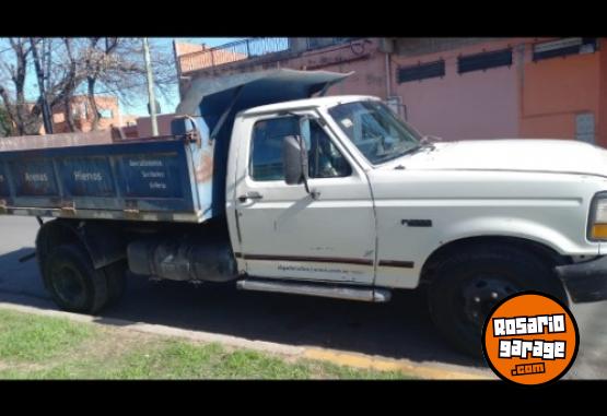 Camiones y Gras - Ford 4000 volcador - En Venta