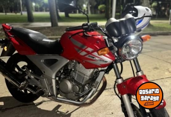 Motos - Honda Twister CBX 250cc 2013 Nafta 38000Km - En Venta