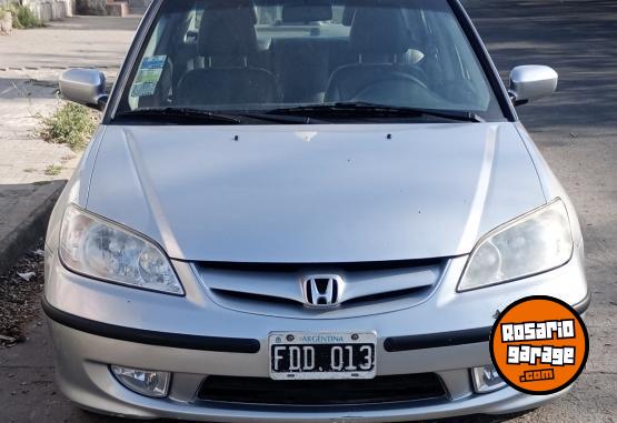 Autos - Honda Civic 2005 Nafta 199000Km - En Venta