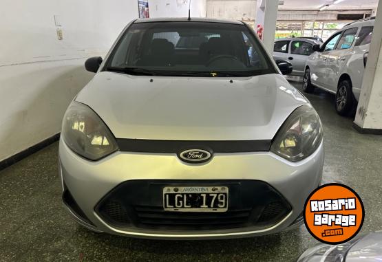 Autos - Ford Fiesta Max one 2012 GNC  - En Venta