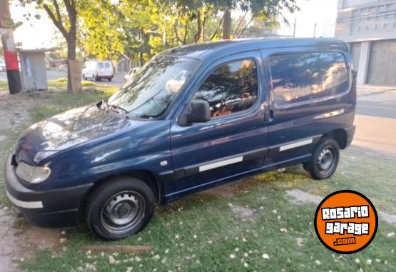 Utilitarios - Peugeot Partner 2009 Diesel 111111Km - En Venta