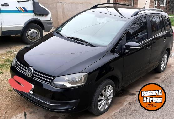 Autos - Volkswagen Suran trendline 2011 Nafta 150000Km - En Venta