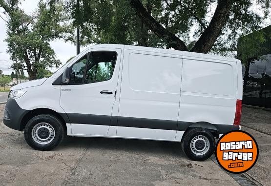 Utilitarios - Mercedes Benz SPRINTER 311 DAILY MASTER 2024 Diesel 0Km - En Venta