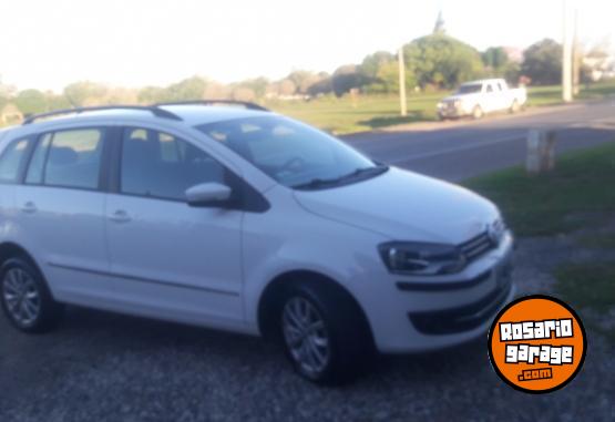 Autos - Volkswagen SURAN IMOTION HIGLINE 2014 GNC 125000Km - En Venta