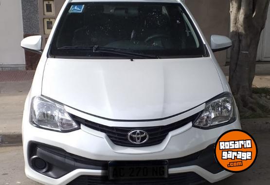 Autos - Toyota Ethios 2018 Nafta 120000Km - En Venta