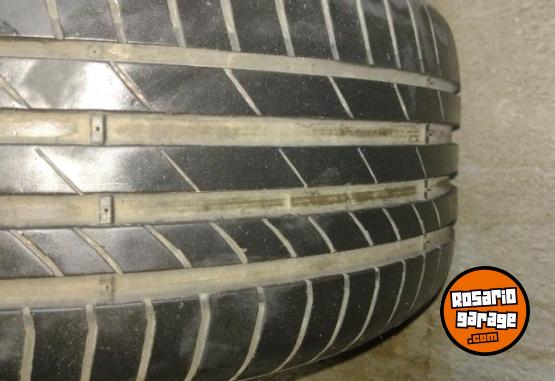 Accesorios para Autos - Cubiertas 215/50R17 - En Venta