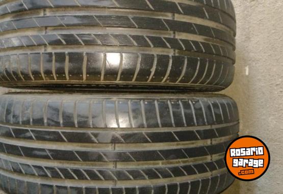 Accesorios para Autos - Cubiertas 215/50R17 - En Venta