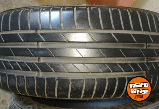 Accesorios para Autos - Cubiertas 215/50R17 - En Venta