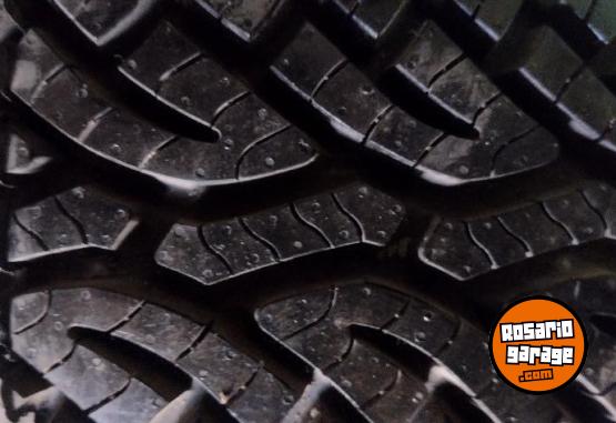 Accesorios para Autos - Cubiertas 235/75R15 - En Venta