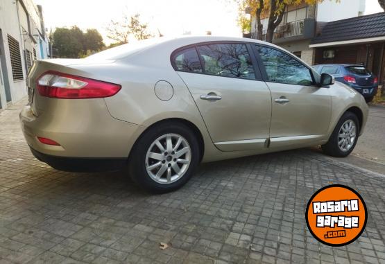 Autos - Renault FLUENCE DYNAMIQUE 2014 GNC 130000Km - En Venta