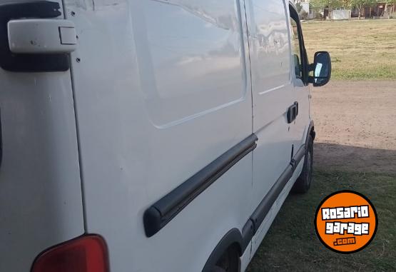 Utilitarios - Renault Master dci 2.5 furgn 2007 Diesel 350000Km - En Venta