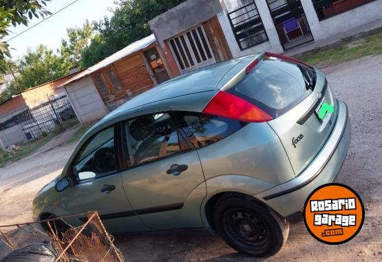 Autos - Ford Focus 2001 GNC 185000Km - En Venta