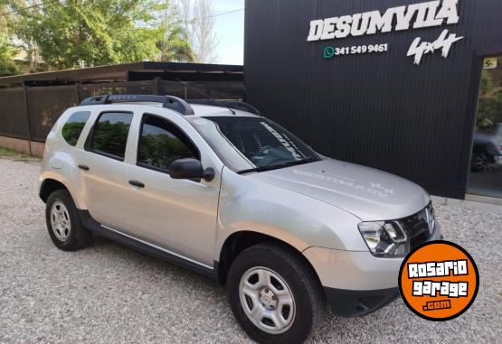 Autos - Renault DUSTER 2019 GNC 70000Km - En Venta