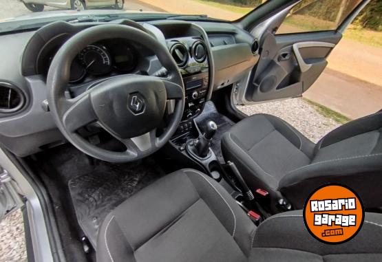 Autos - Renault DUSTER 2019 GNC 70000Km - En Venta