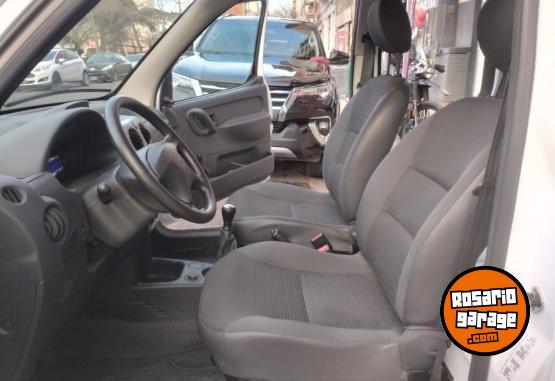 Utilitarios - Citroen Berlingo 2021 Diesel 14000Km - En Venta