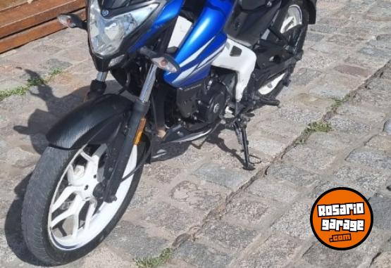 Motos - Bajaj 160ns 2022 Nafta 22000Km - En Venta