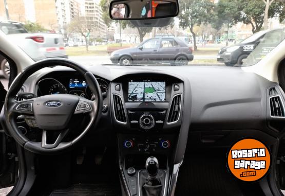 Autos - Ford Focus 2017 Nafta 102000Km - En Venta