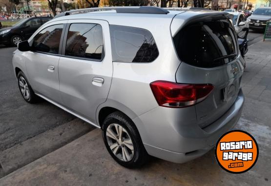 Autos - Chevrolet Spin 2020 Nafta 76000Km - En Venta