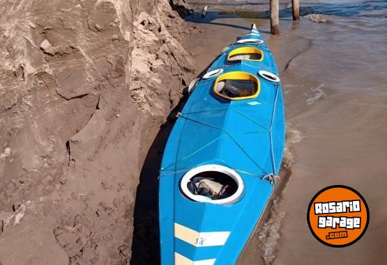 Deportes Náuticos - Vendo Kayak Baum doble cerrado - En Venta