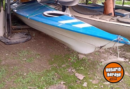 Deportes Náuticos - Vendo Kayak Baum doble cerrado - En Venta