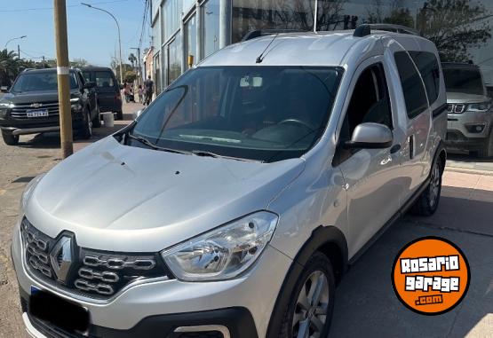 Utilitarios - Renault Kangoo Stepway 2018 Diesel 170000Km - En Venta