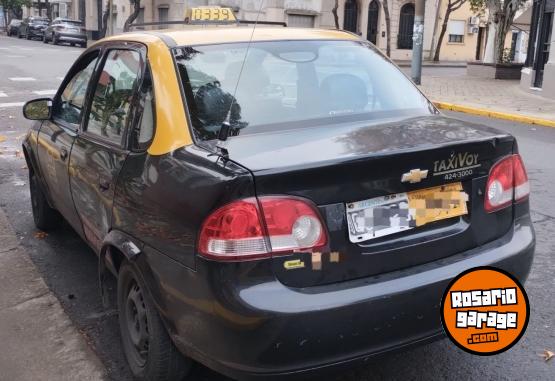 Otros - Taxi Corsa 2015 chapa (vieja) - En Venta