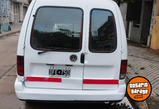 Utilitarios - Volkswagen Caddy 2000 Diesel 200000Km - En Venta