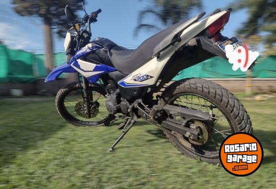 Motos - Motomel SKUA 2017 Nafta 14000Km - En Venta