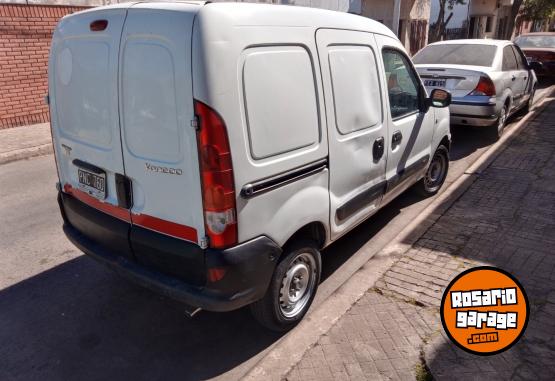 Utilitarios - Renault Kangoo 2016 Nafta 201000Km - En Venta