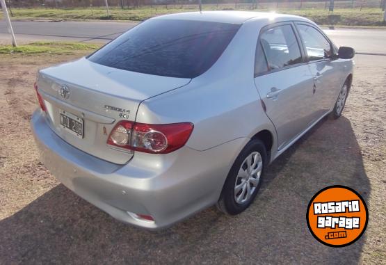 Autos - Toyota COROLLA 2013 Nafta 150000Km - En Venta