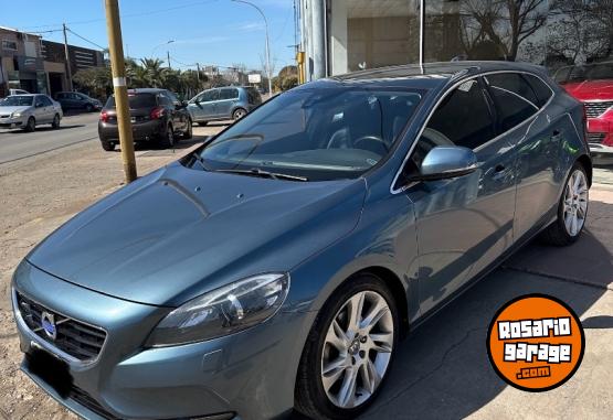 Autos - Volvo V40 T4 Luxury 2013 Nafta 140000Km - En Venta