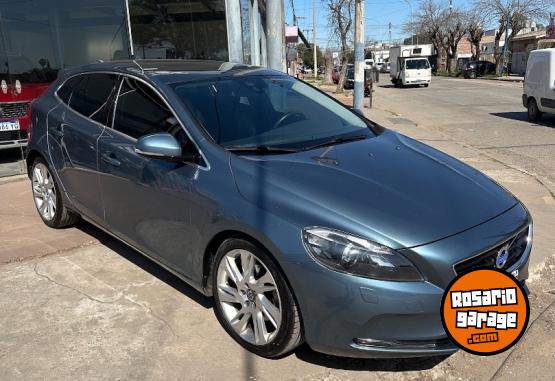 Autos - Volvo V40 T4 Luxury 2013 Nafta 140000Km - En Venta