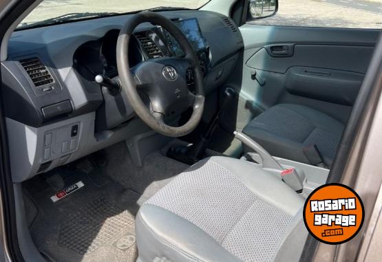 Camionetas - Toyota Hilux dx 2008 Diesel 240000Km - En Venta