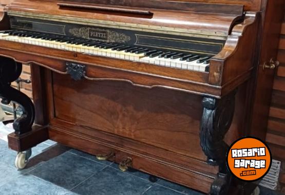 Instrumentos Musicales - PIANO FRANCES - En Venta