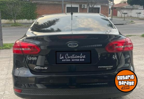 Autos - Ford Focus Titanium AT 4P 2016 Nafta 105000Km - En Venta