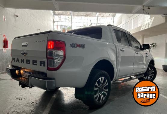 Camionetas - Ford RANGER 3,2 LIMITED 4X4 AT 2022 Diesel 18656Km - En Venta