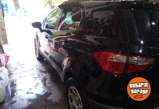 Camionetas - Ford Eco sport se 2013 GNC 105000Km - En Venta