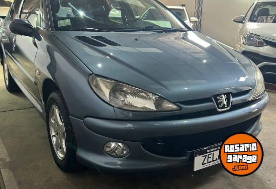 Autos - Peugeot 206 2008 Nafta 136294Km - En Venta