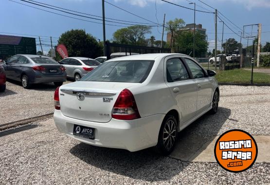 Autos - Toyota ETIOS 1.5 XLS GNC 2021 GNC  - En Venta