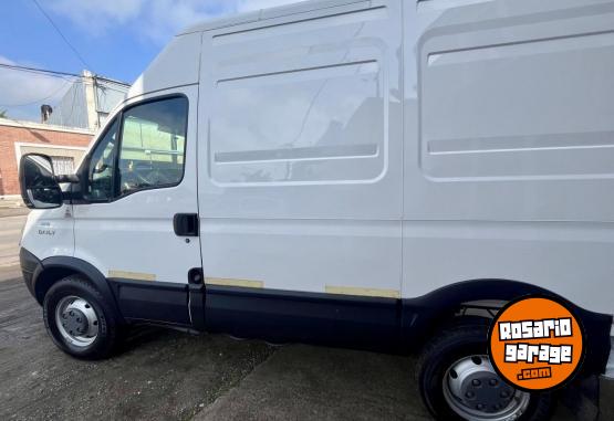 Utilitarios - Iveco Daily furgn 2018 Diesel 170000Km - En Venta