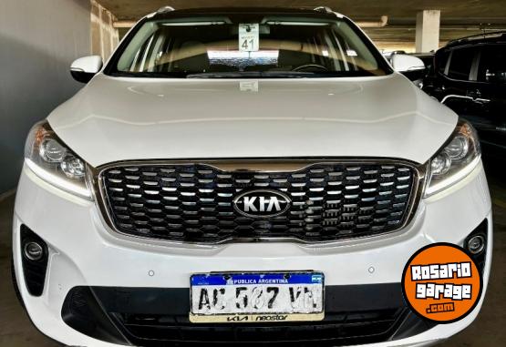 Camionetas - Kia Sorento EX 4X2 CRDI 2018 Diesel 129000Km - En Venta