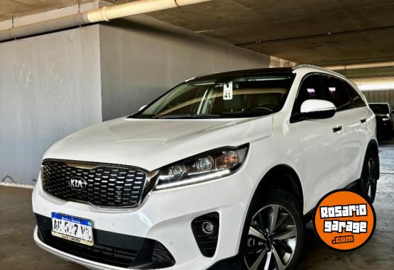 Camionetas - Kia Sorento EX 4X2 CRDI 2018 Diesel 129000Km - En Venta