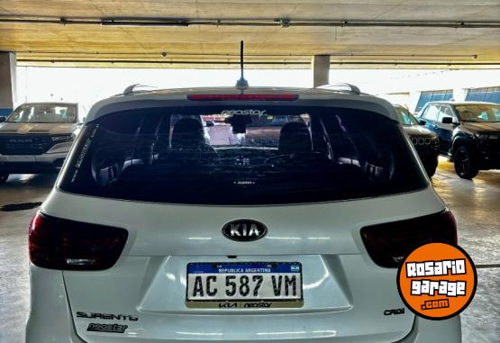 Camionetas - Kia Sorento EX 4X2 CRDI 2018 Diesel 129000Km - En Venta