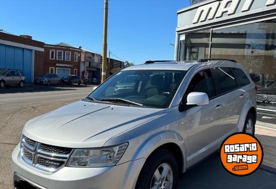 Camionetas - Dodge Journey Sxt 2.4 2011 Nafta 220000Km - En Venta