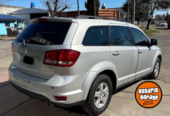 Camionetas - Dodge Journey Sxt 2.4 2011 Nafta 220000Km - En Venta