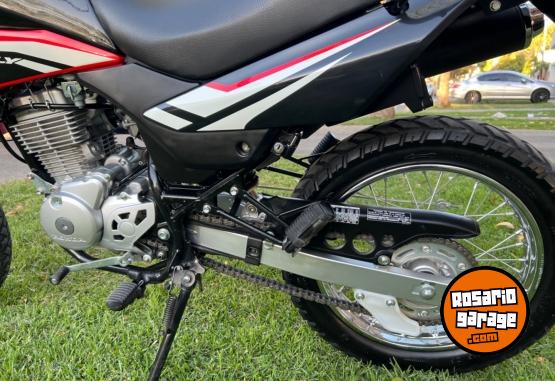 Motos - Honda XR 150 2016 Nafta 12000Km - En Venta