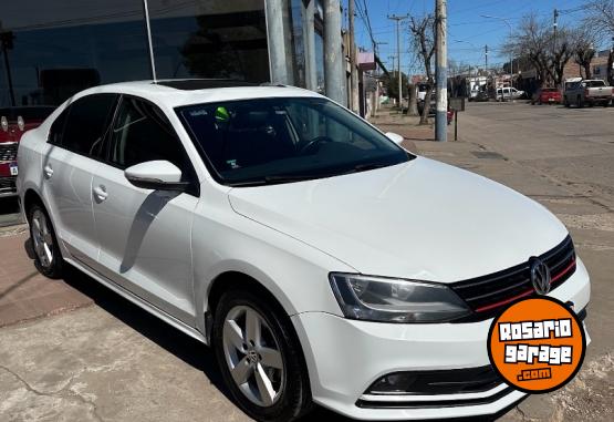 Autos - Volkswagen Vento 2.5 advance tip 2015 Nafta 150000Km - En Venta